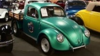 Volkswagen Beetle is Transformed Into Unique Pickup Truck