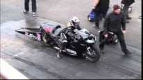 16-Year-Old Swedish Girl Performs Her Jaw-Dropping Skills in Drag Racing