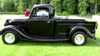 1935 Ford Pickup Truck Performs Itself at Shawnigan Lake Show & Shine Car Event