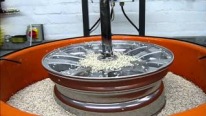 Vibration Wheel Polishing to Make Rims Dazzlingly Shiny