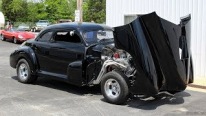 Manns Restoration's Gorgeous Chevrolet Hot Rod Performs Cool Burnouts!