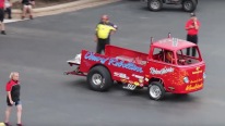 75-Years-Old Richard Hutchins Makes His "Chevy Rebellion" Scream at RT66